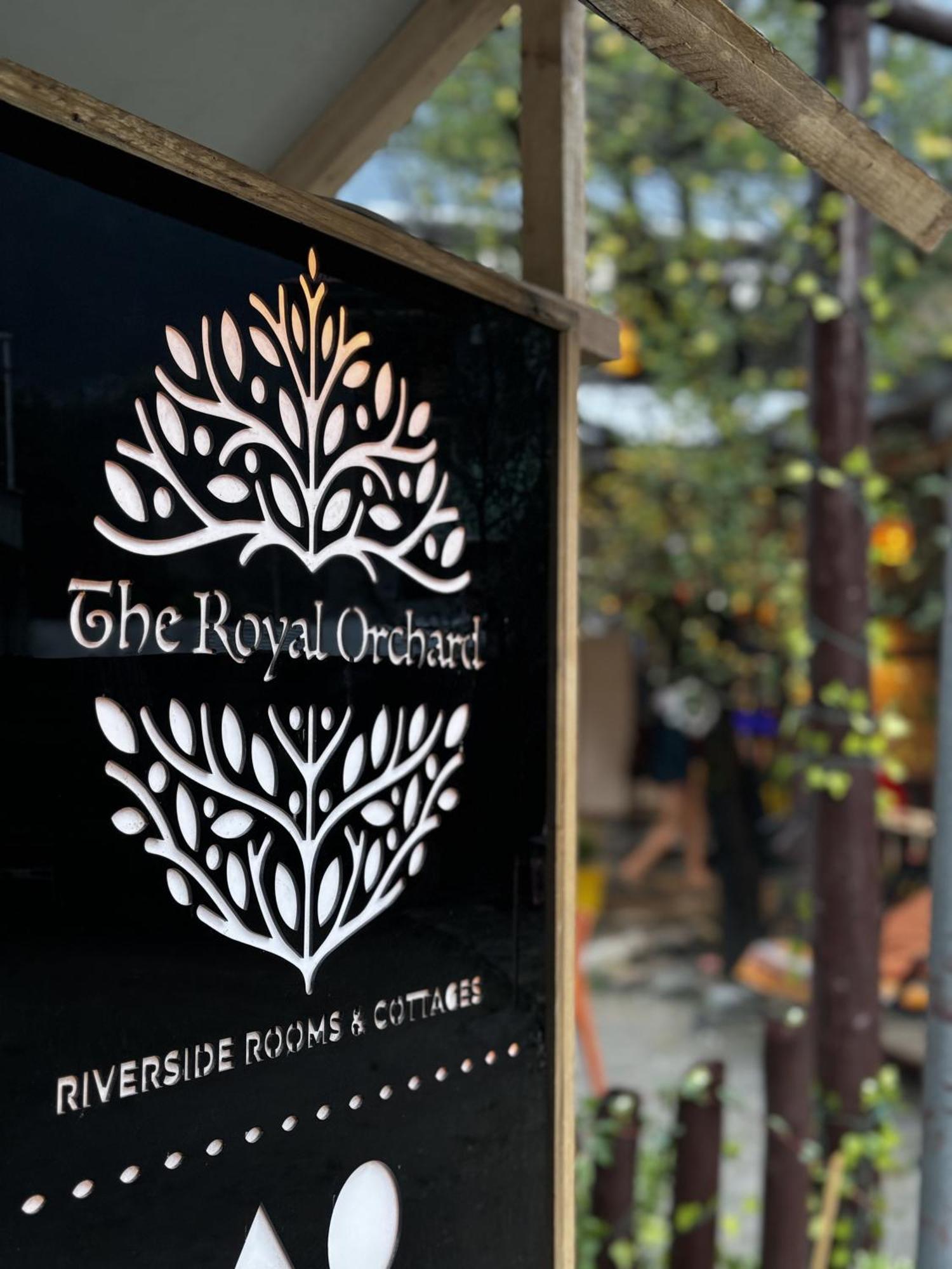 Hotel The Royal Orchard Kasol Exterior foto