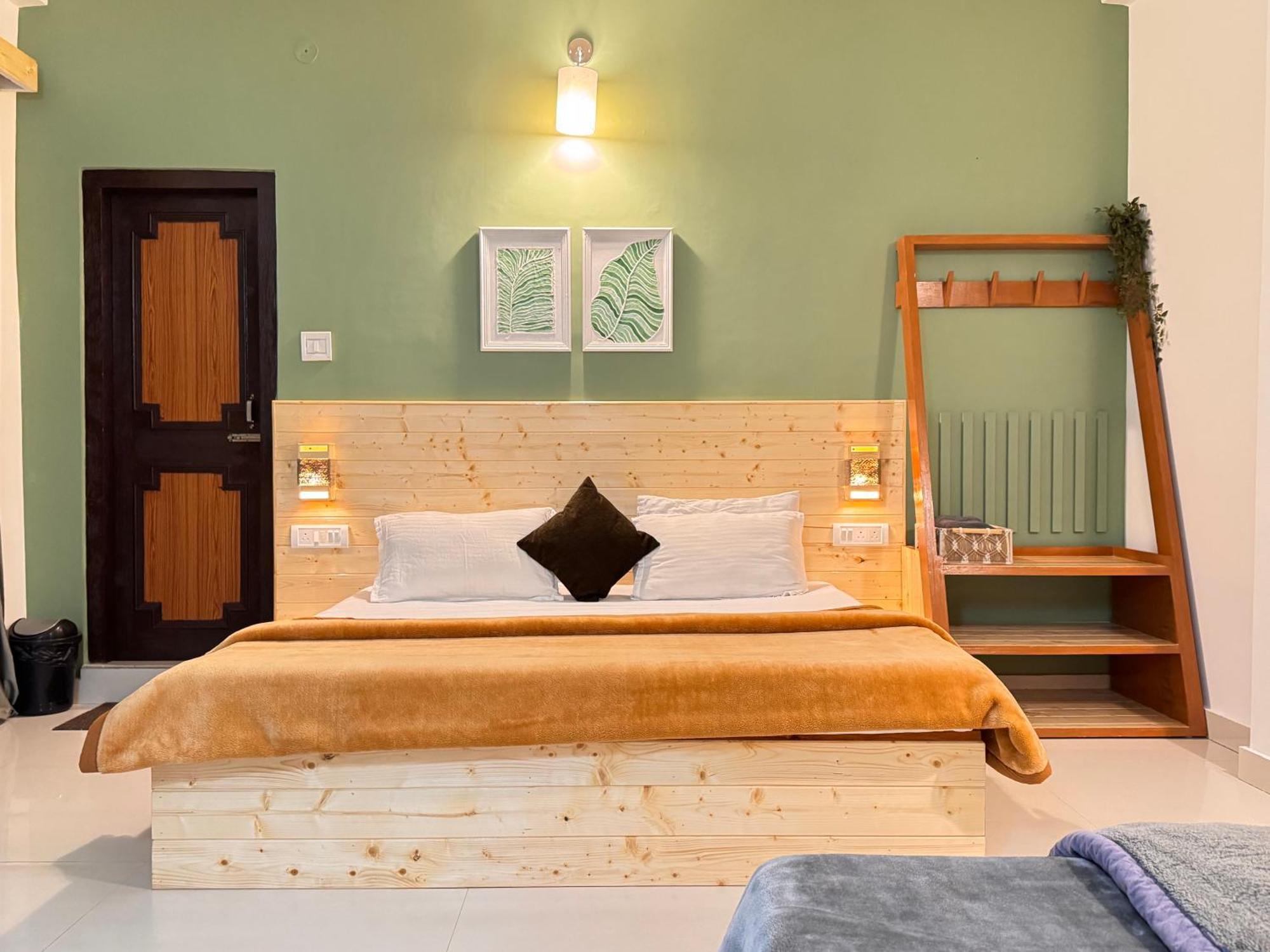 Hotel The Royal Orchard Kasol Exterior foto
